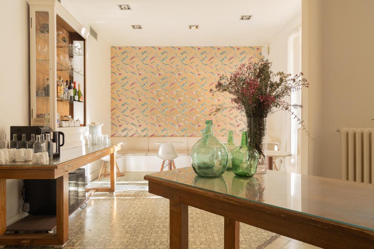 Forget Me Not Barcelona Hotell Exteriör bild