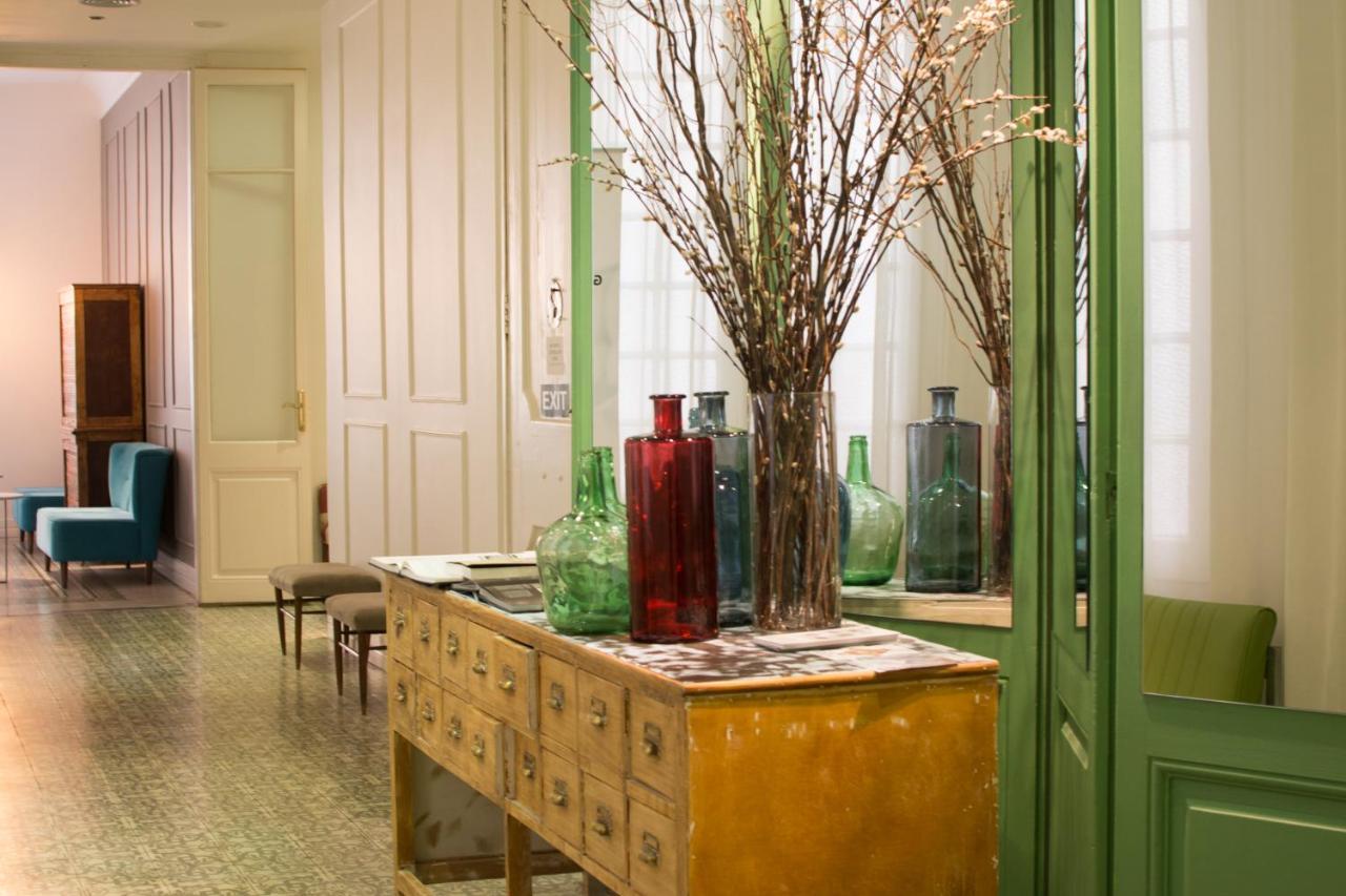 Forget Me Not Barcelona Hotell Exteriör bild