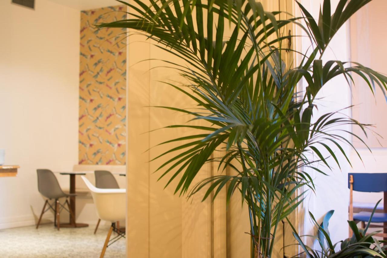 Forget Me Not Barcelona Hotell Exteriör bild