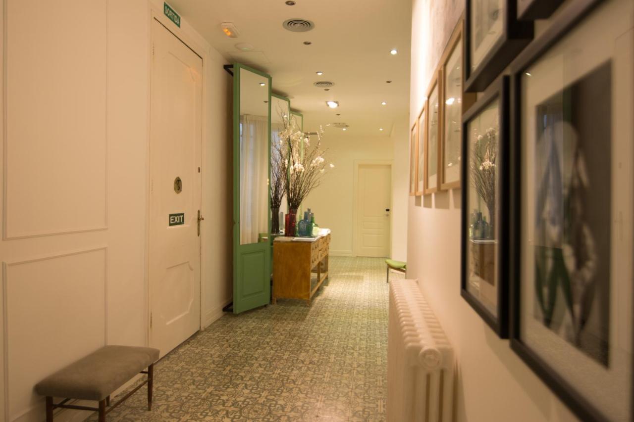 Forget Me Not Barcelona Hotell Exteriör bild